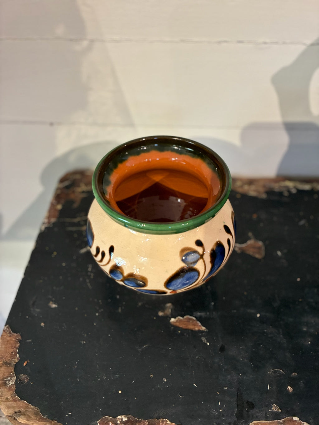 European Pottery, Cream