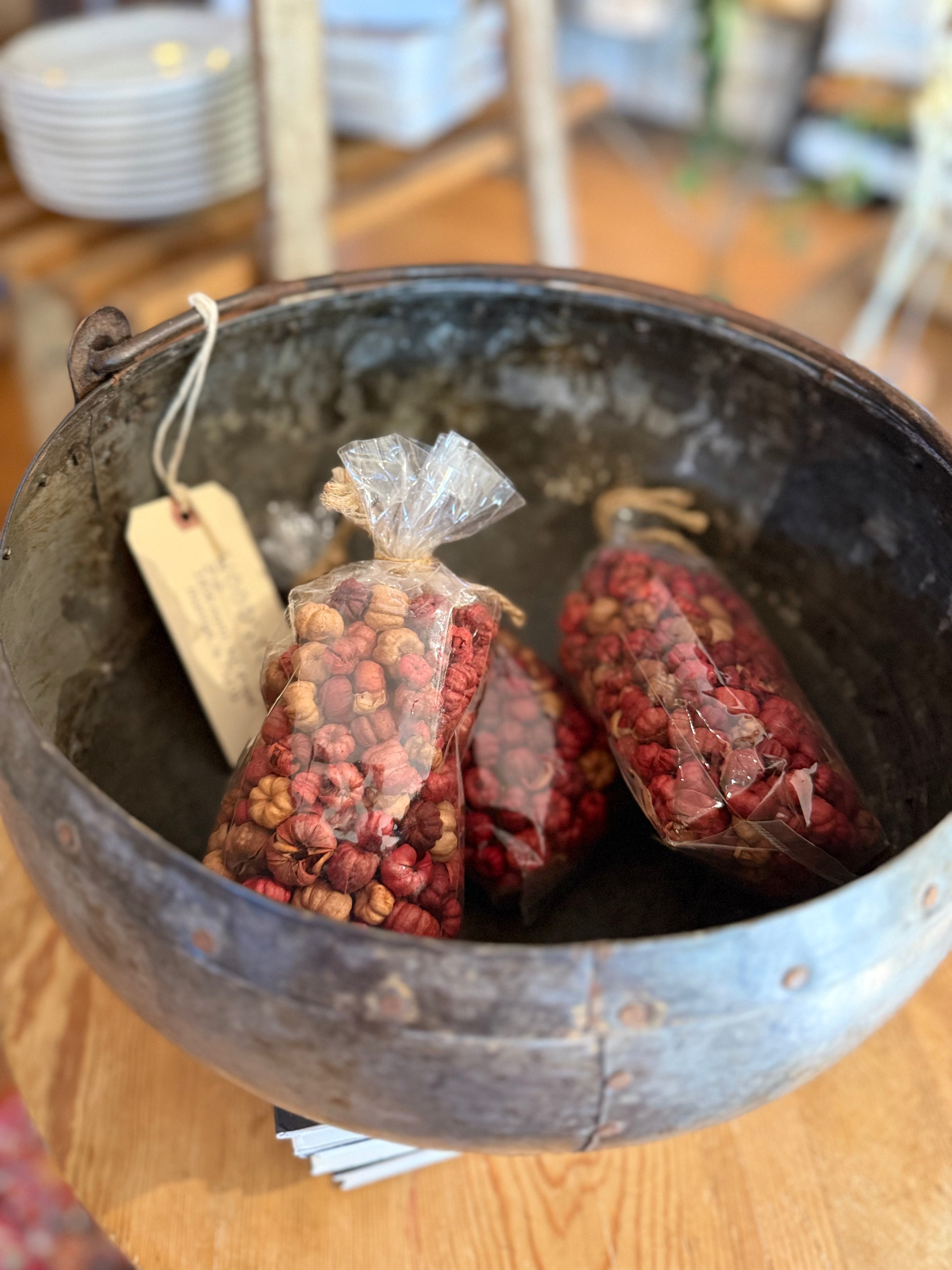 Round Iron Pot