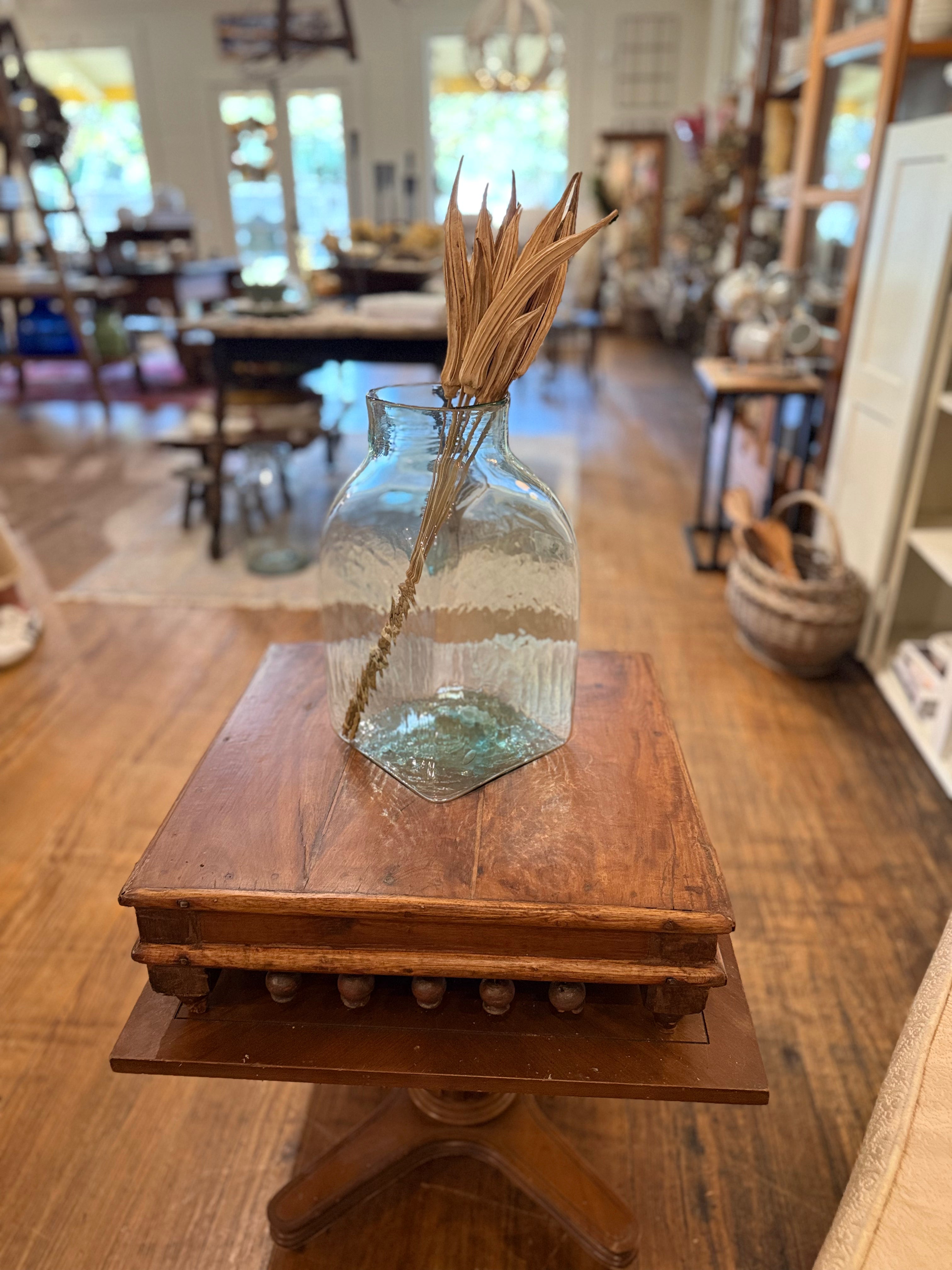 Wood Pedestal with Round Beads