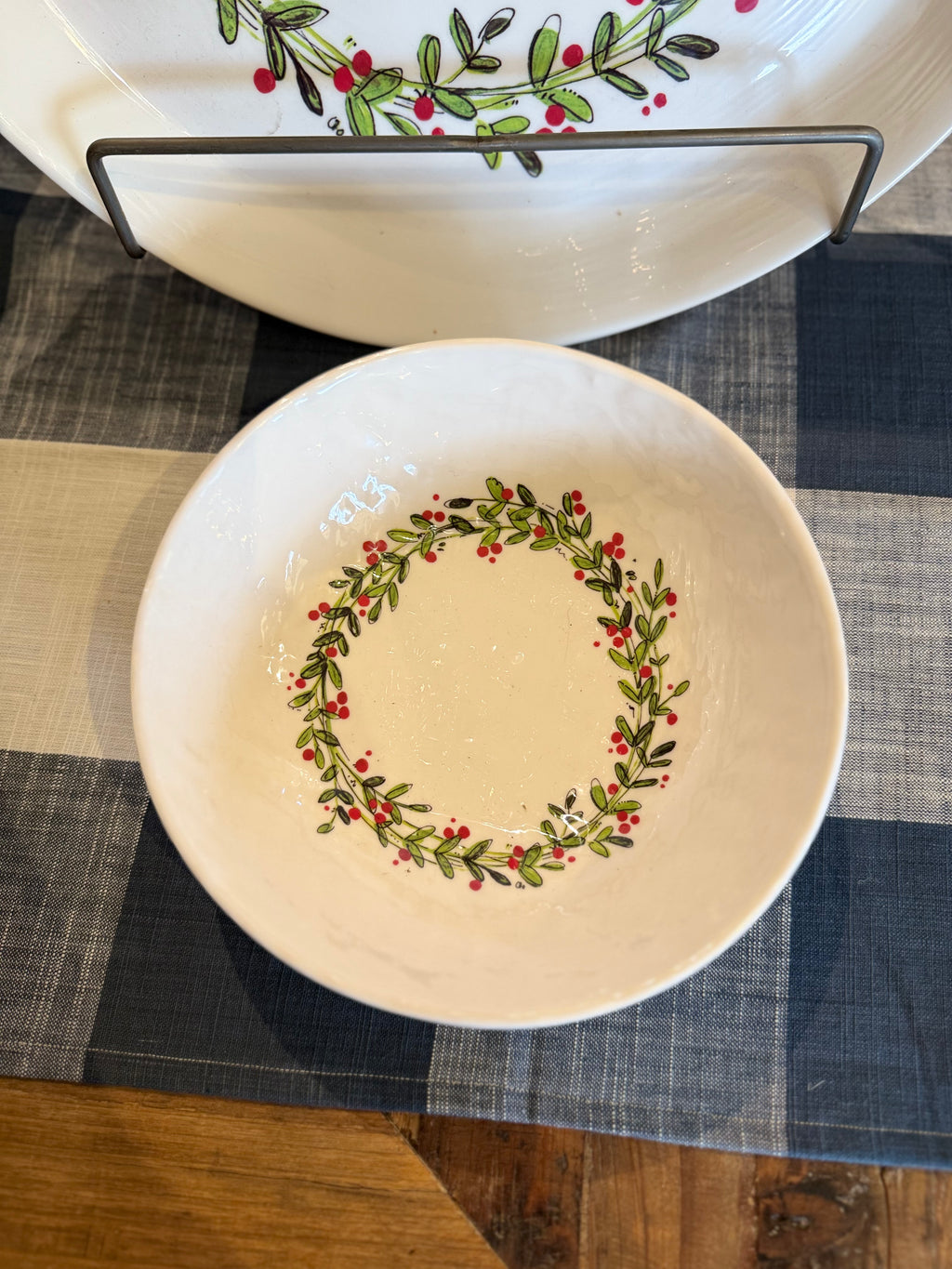 Relish Christmas Wreath Large Serving Bowl