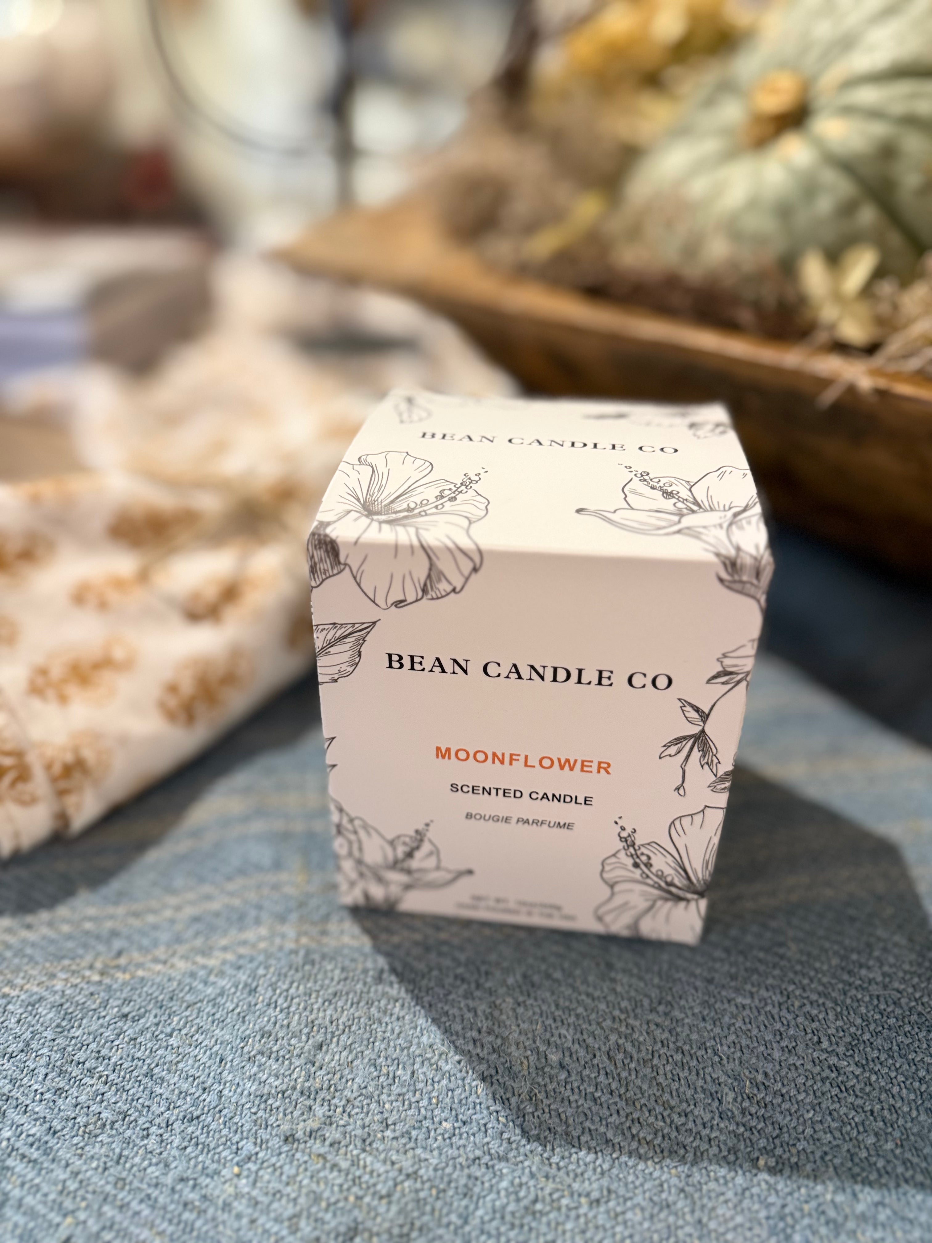 Moonflower — Floral & Wood Candle, 12 oz